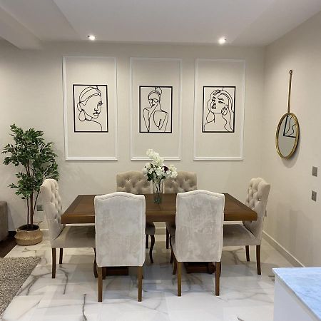 Appartement Moderne Et Spacieux Au Coeur De Tanger Esterno foto