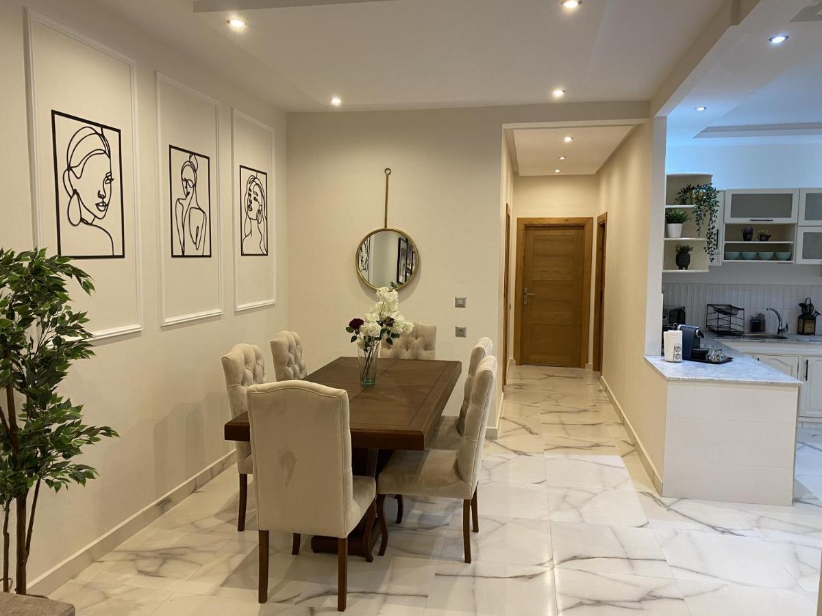 Appartement Moderne Et Spacieux Au Coeur De Tanger Esterno foto