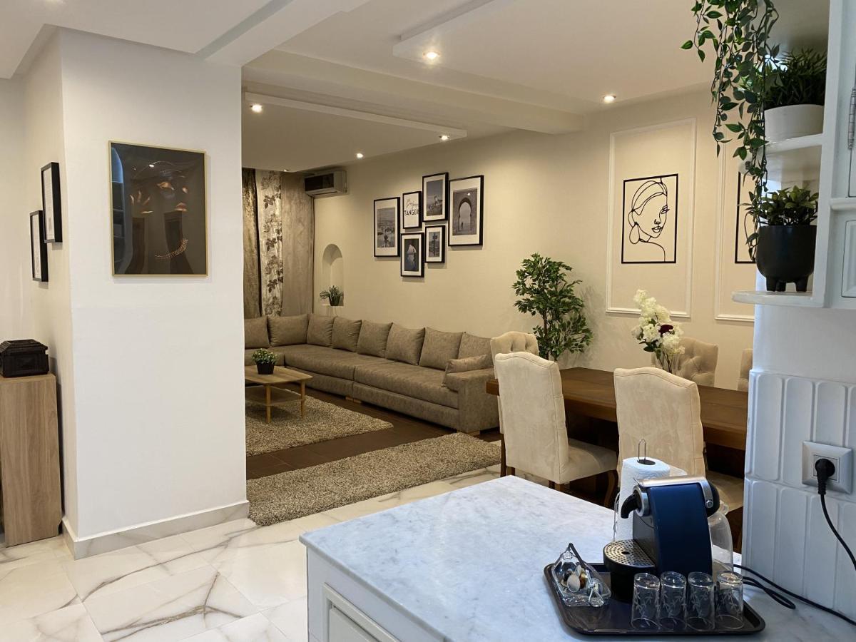 Appartement Moderne Et Spacieux Au Coeur De Tanger Esterno foto
